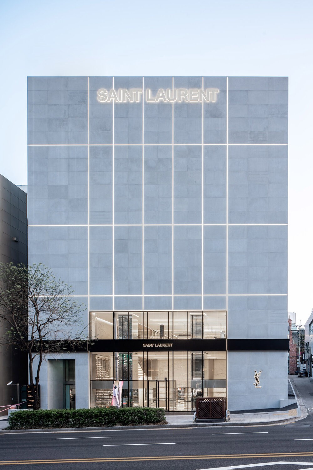 saint-laurent-fashion-korea-photographer-07896-1640978474.jpg