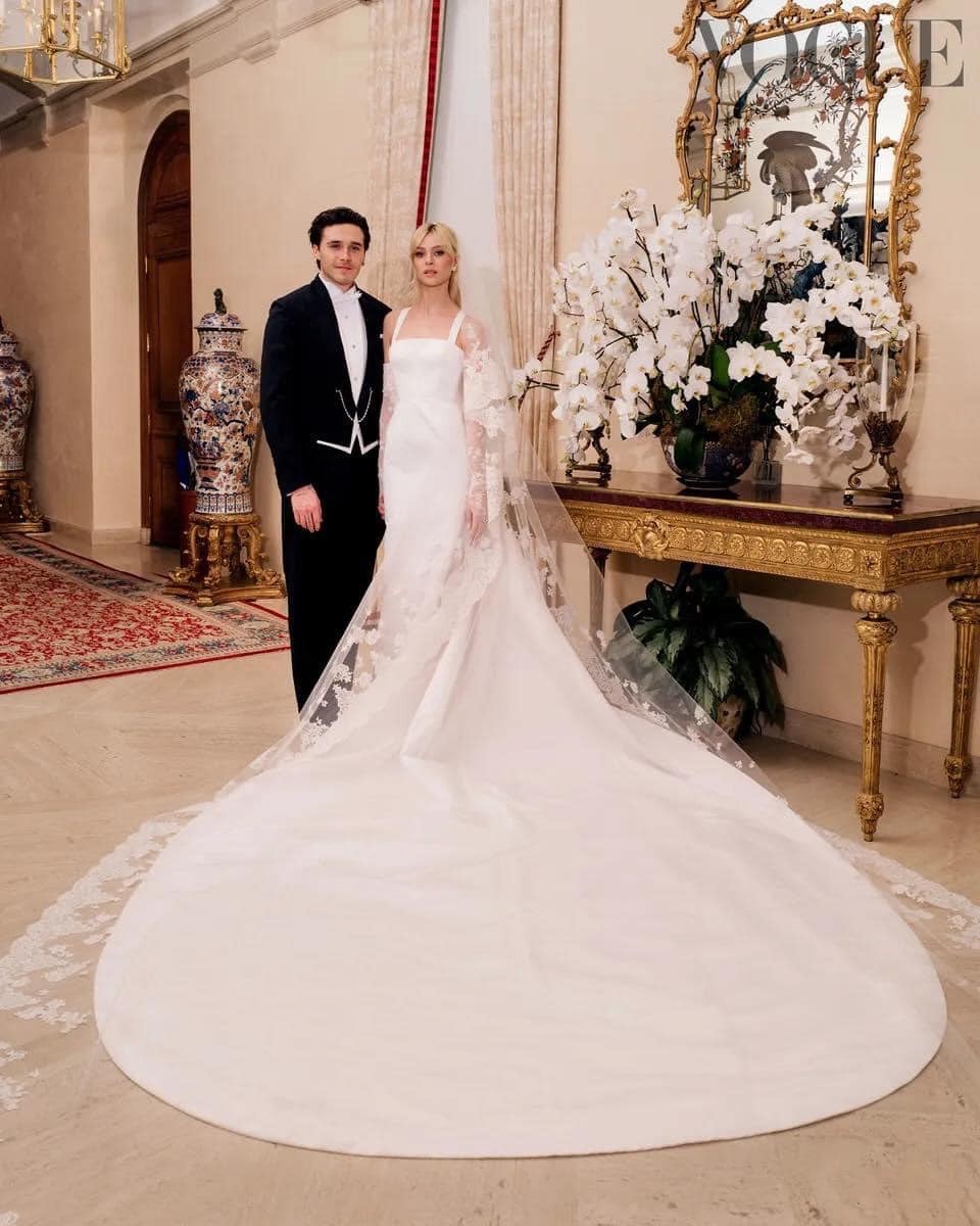 toan-canh-dam-cuoi-xa-hoa-cua-nicola-peltz-va-brooklyn-beckham-tai-dinh-thu-tram-trieu-do-cua-gia-dinh-co-dau-tai-palm-beach-11-1649651908.jpeg