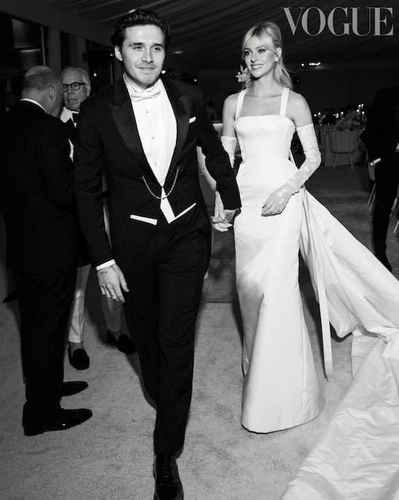 toan-canh-dam-cuoi-xa-hoa-cua-nicola-peltz-va-brooklyn-beckham-tai-dinh-thu-tram-trieu-do-cua-gia-dinh-co-dau-tai-palm-beach-9-1649651908.jpeg