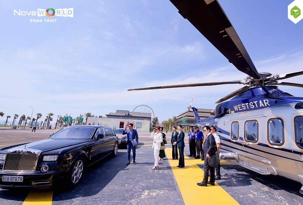 soi-rolls-royce-phantom-bien-vip-cua-ong-bui-thanh-nhon-1651402322.jpeg