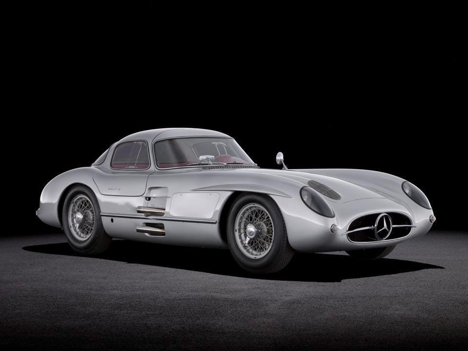 mercedes-benz-300-slr-uhlenhaut-coupe-doi-1955-duoc-ban-gia-ky-luc-142-trieu-usd-nang-mona-lisa-cua-nhung-chiec-xe-hoi-da-co-chu-moi-1653546127.jpeg