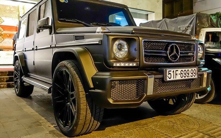 chiec-sieu-xe-suv-mercedes-benz-g63-amg-bien-yythkg-1667923601.jpg