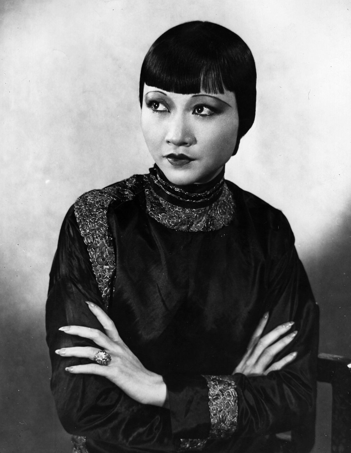 anna-may-wong-1-1669811500.jpeg