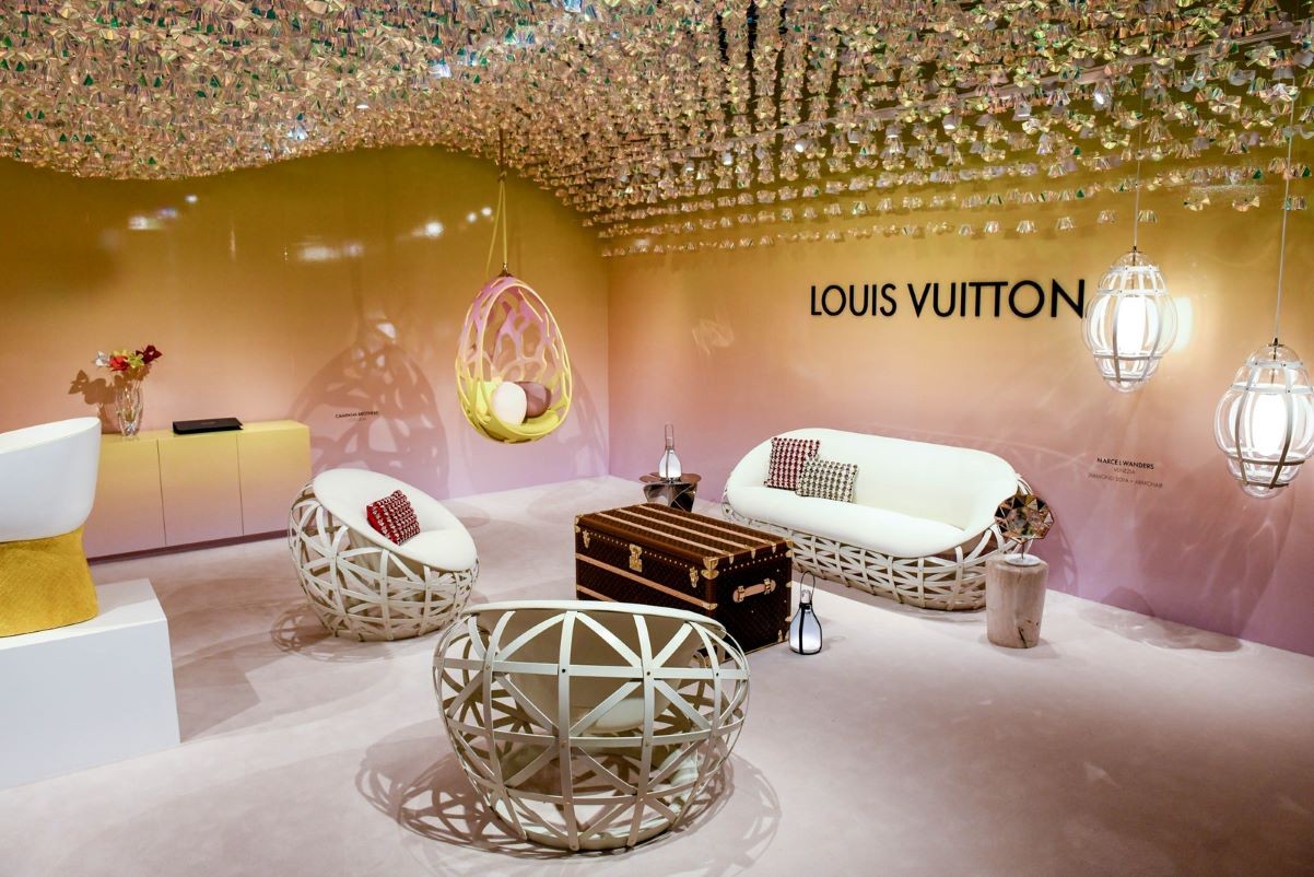 louis-vuitton-furniture-1-1669950015.jpg