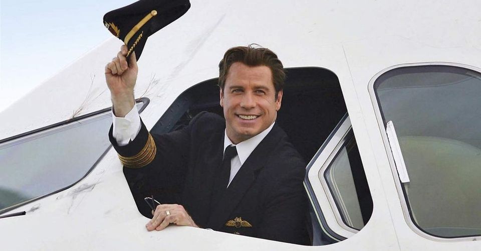 john-travolta-1670569904.jpg