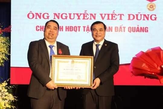 chiec-gay-quyen-luc-chiec-gay-golf-cua-dai-bieu-hdnd-tinh-quang-nam-di-lac-nu-caddie-20-tuoi-nhap-vien-cam-thong-bao-ra-dai-chung-1670818492.jpeg