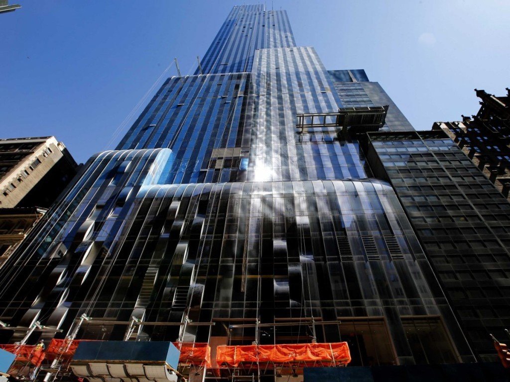 one57-was-designed-by-starchitect-christian-de-portzamparc-to-look-like-a-cascading-waterfall-it-rises-1004-feet-and-90-stories-above-57th-street-1024x768-1700099013.jpg