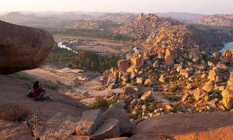 Cú trượt chân suýt cướp mạng du khách Pháp tại điểm du lịch nổi tiếng