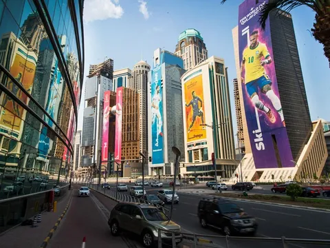 Xứ nhà giàu đầu tư 300 tỷ USD cho World Cup Qatar 2022 để đổi lấy những gì?