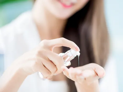 Làm giàu 107: Nhà khoa học Trung Quốc một bước trở thành tỷ phú 62 nghìn tỷ đồng nhờ nắm bắt xu hướng làm đẹp, bất chấp đại dịch covid