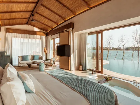 Thư thái tại khu nghỉ dưỡng sang trọng bên bờ sông phố Hội