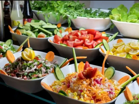 Mẹo ăn buffet sáng cho người đang giảm cân