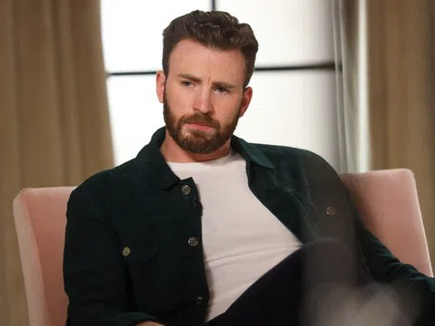 Cận cảnh dinh thự xa hoa 3,5 triệu đô của "Đội trưởng Mỹ" Chris Evans: Tọa lạc giữa khu toàn người giàu ở LA, mua xong để đấy vì lý do bất đắc dĩ