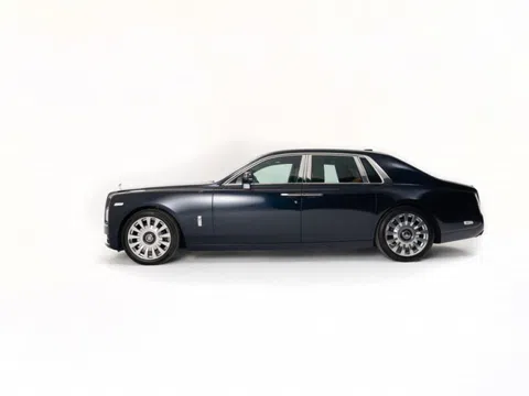 Cận cảnh Rolls-Royce Phantom Astrum "độc nhất vô nhị"