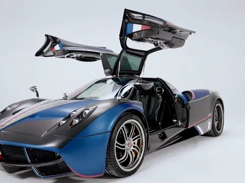 Xuất hiện cùng Pagani Huayra 80 tỷ VNĐ, doanh nhân Minh Nhựa tiết lộ chưa bao giờ coi mình là độc tôn trong giới chơi xe