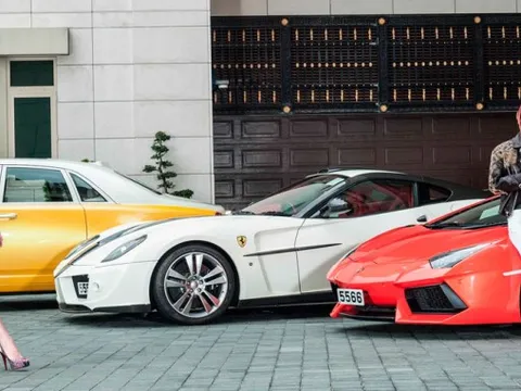 8 năm sau ngày mạnh tay "gom" 30 chiếc Rolls-Royce, tỷ phú "xấu nhất Hong Kong" giờ ra sao: Từng bị đồn đoán vỡ nợ, cuộc sống thực sự khiến nhiều người ghen tỵ
