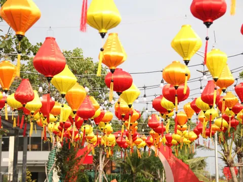 Rộn ràng "Bến Hoa Xuân" tại LA Home: Nơi phong vị Tết xưa hòa quyện cùng tinh thần nhân văn.