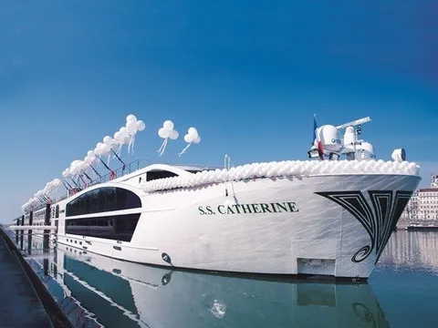 Bên trong siêu du thuyền S.S Maria Theresa xa xỉ như cung điện Hoàng gia