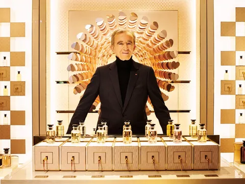 Đế chế xa xỉ LVMH được tỷ phú siêu giàu Bernard Arnault gây dựng như thế nào?