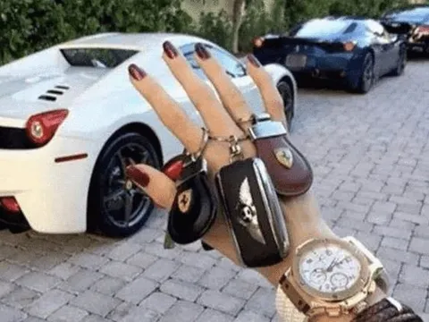 Nữ đại gia tuyên bố tặng xe Bentley cho ai chịu kết hôn nhưng đã 2 năm qua đàn ông nào gặp cũng bỏ chạy
