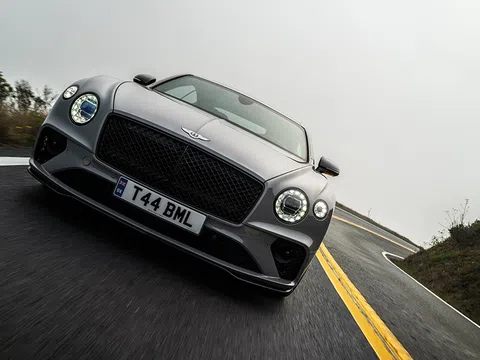 Bentley Continental GT S là “Xe hơi của năm” 2023