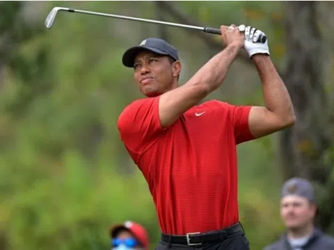 Tay golf tỷ phú Tiger Woods kiếm và tiêu tiền như thế nào?