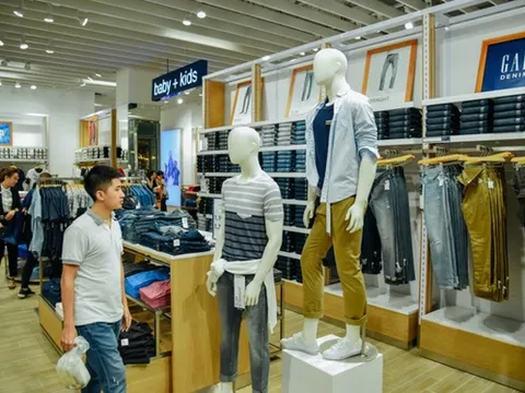 "Đế chế hàng hiệu" của ông Johnathan Hạnh Nguyễn: Trước kia quản lý phải ngồi xem CCTV cả ngày đoán biểu cảm khách, nay AI tự phân tích hành vi người mua