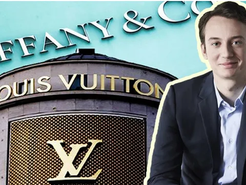 Con trai CEO của tỷ phú giàu thứ 3 thế giới Bernard Arnault: Tuổi trẻ tài cao, thông thạo 4 thứ tiếng, cống hiến hết mình để chứng minh năng lực